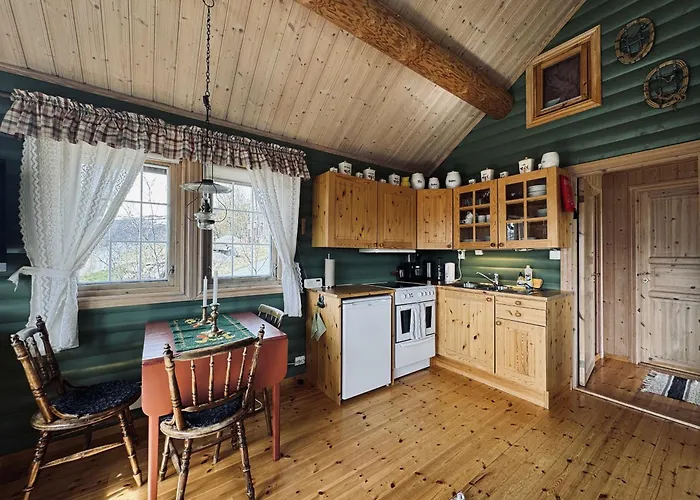 Yard - Cozy Semesterbostad *